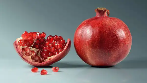 تعبیر خواب انار برای زن متاهل + چیدن و خوردن انار و انار ترش برای زن متاهل