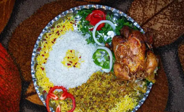 تعبیر خواب سینی پر از غذا + سینی پر از شیرینی و سینی پر از غذا در مهمانی