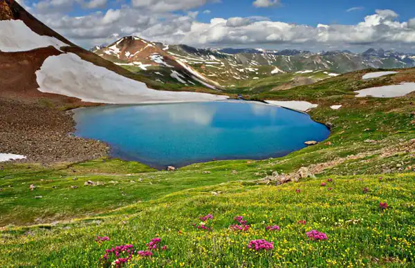 تعبیر خواب طبیعت بکر + کمپ کردن در طبیعت بکر و شنا کردن در طبیعت بکر