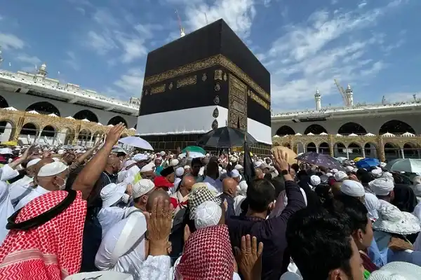 تعبیر خواب زیارت رفتن مرده + مرده در حال دعا و نیایش و مرده و خبر از آخرت