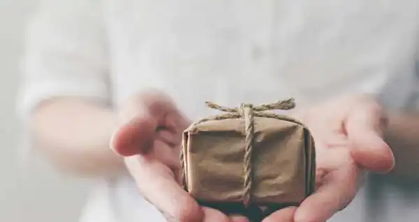 تعبیر خواب عاریت برای زن متاهل + پول و نیاز و قرض و کمک و گرفتن عاریت