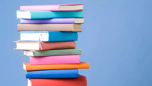 تعبیر خواب کتاب برای زن متاهل + هدیه گرفتن و خواندن و قدیمی