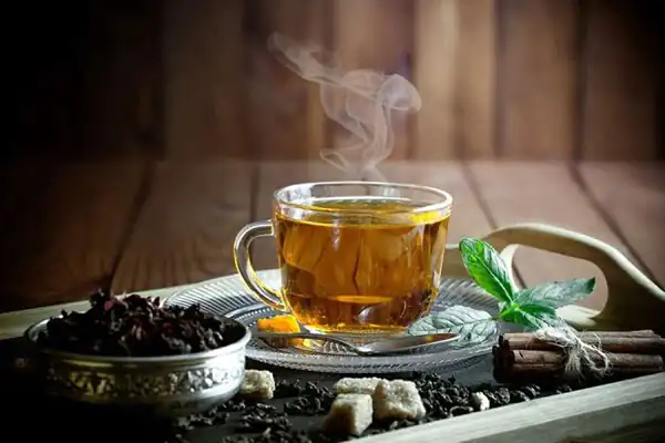 تعبیر خواب دمنوش خوردن + برای زن متاهل و باردار و دختر مجرد و از دید مولف