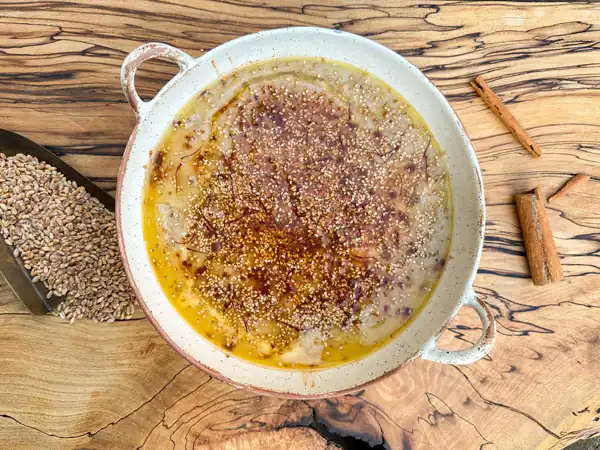 تعبیر خواب حلیم گندم چیست + برای زن متاهل و باردار و دختر مجرد و از دید مولف