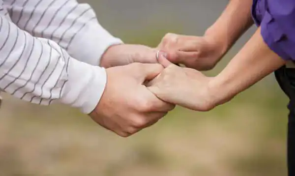 تعبیر خواب آشتی با همسر سابق + برای زن متاهل و باردار و دختر مجرد و از دید مولف