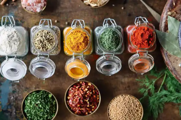 تعبیر خواب چاشنی ها + برای زن متاهل و باردار و دختر مجرد و از دید مولف