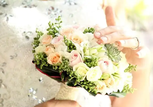 تعبیر خواب دعوت شدن به عروسی و نرفتن + برای زن متاهل و باردار و دختر مجرد