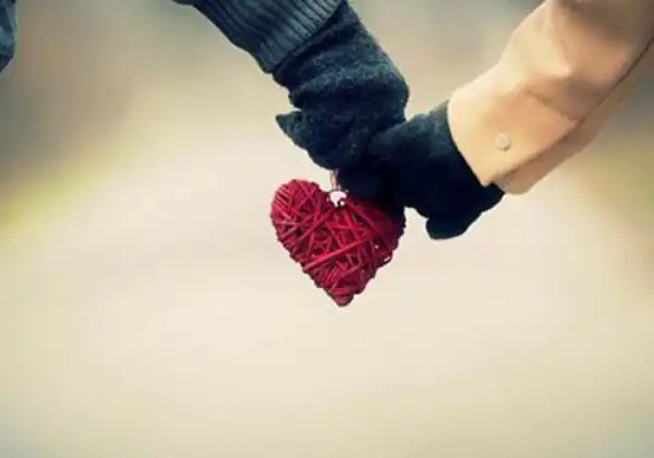 تعبیر خواب دوست دختر جدید + برای مرد متاهل و پسر مجرد و پیرمرد