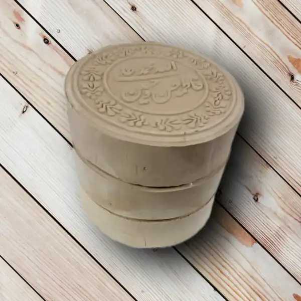 تعبیر خواب مهر نماز گرفتن + برای زن متاهل و باردار و دختر مجرد و از دید مولف