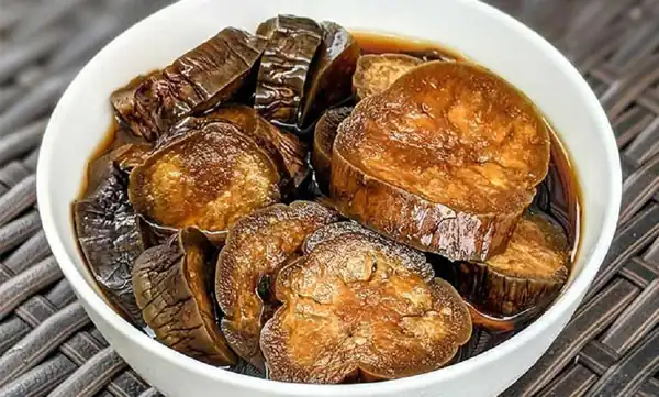 تعبیر خواب ترشی بادمجان + برای زن متاهل و باردار و دختر مجرد و از دید مولف
