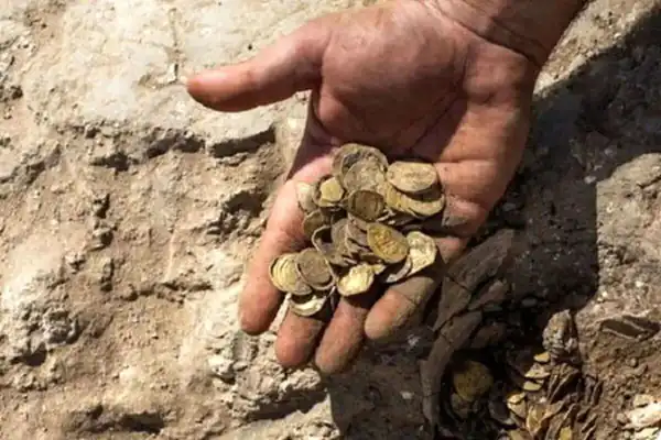 تعبیر خواب یافتن گنج + برای دختر مجرد و زن باردار