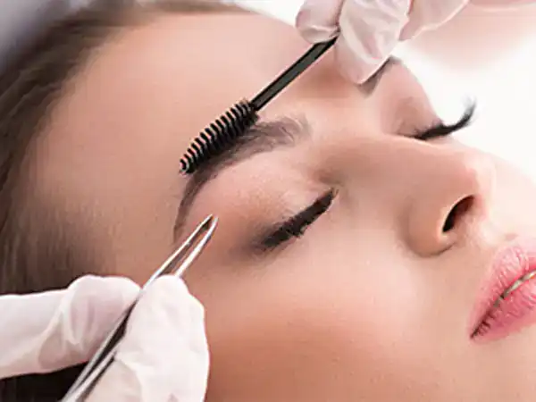 تعبیر خواب ابرو برداشتن زن باردار + معنی ابرو برداشتن زن باردار در خواب های ما چیست