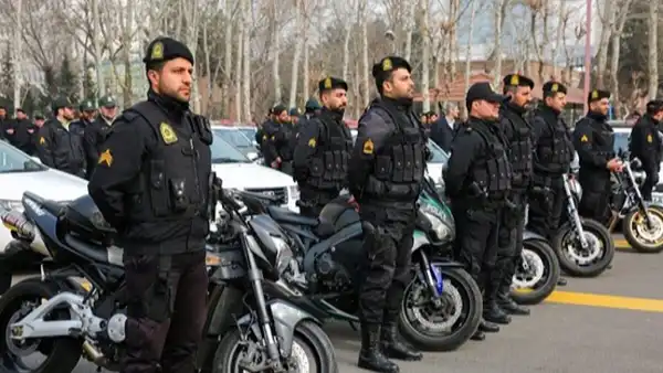 تعبیر خواب تیراندازی پلیس + معنی تیراندازی پلیس در خواب های ما چیست