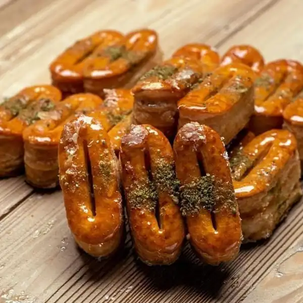 انواع شیرینی + انواع شیرینی های جذاب و خوشمزه برای مجالس مختلف شما