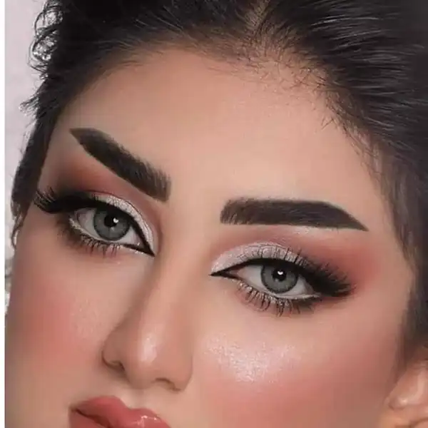 به روزترین مدل آرایش صورت + زیباترین مدل های آرایش صورت ترند امسال لاکچری