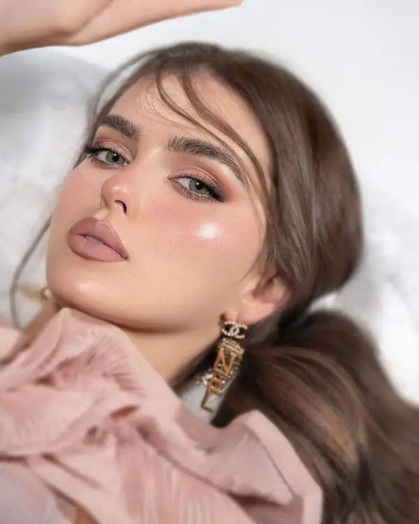 به روزترین مدل آرایش صورت + زیباترین مدل های آرایش صورت ترند امسال لاکچری