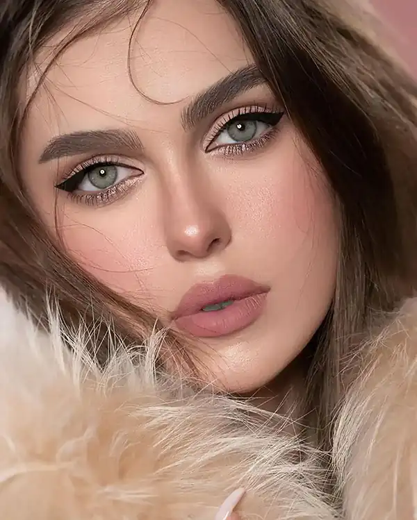 مدل آرایش لایت + زیباترین مدل های آرایش لایت بسیار شیک و امروزی و ترند امسال