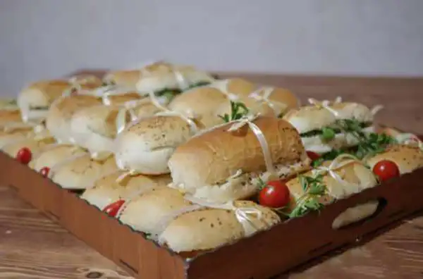 چه ساندویچی برای روضه مناسب است + مناسب ترین ساندویچ خوشمزه و لذیذ برای روضه