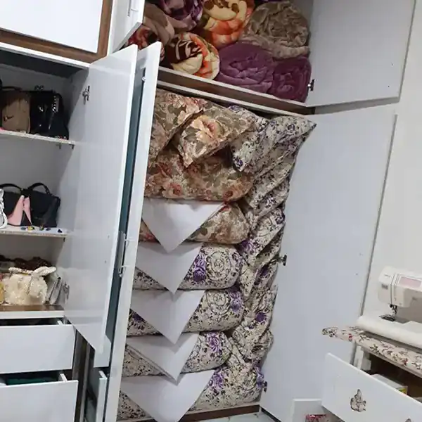 ایده چیدمان کمد دیواری + بهترین ایده ها برای چیدمان کمد دیواری توسط طراحان داخلی