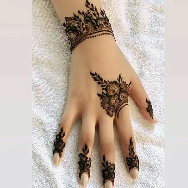 مدل حنا انگشتی + زیباترین و شیک ترین مدل های حنا انگشتی ترند امسال