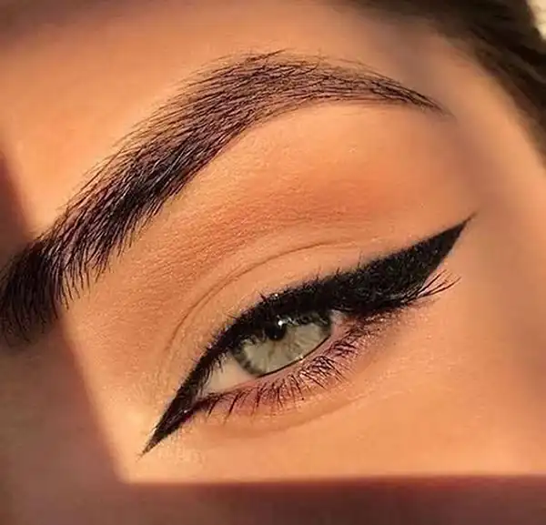 مدل خط چشم گربه ای + زیباترین مدل های خط چشم گربه ای ترند امسال