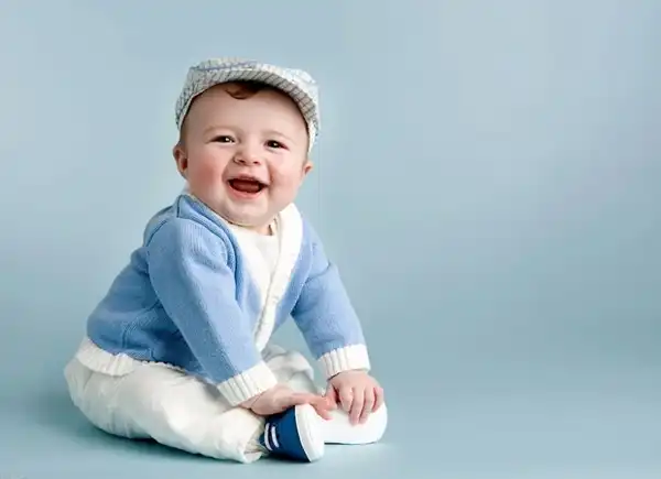 مدل عکس گرفتن از نوزاد + بامزه ترین مدل عکس گرفتن آتلیه ای کیوت از نوزاد برای یادگاری