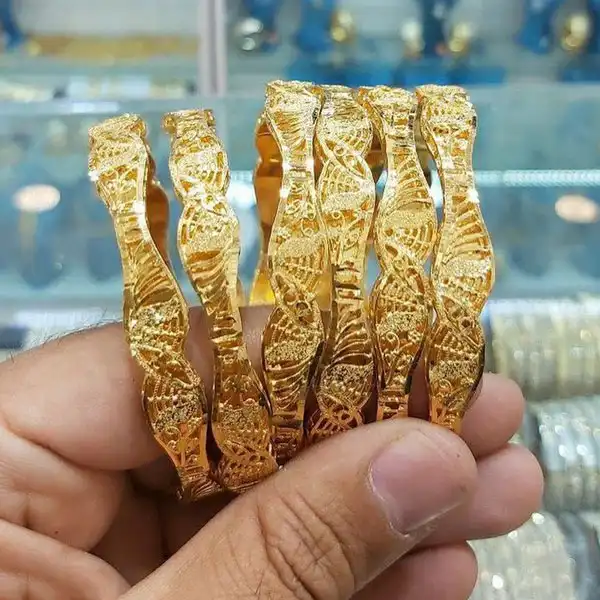 مدل النگو اماراتی طلا + جذاب ترین مدل النگو اماراتی سنگین و بسیار لاکچری که دست هیچکس ندیده اید