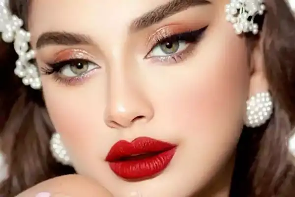 مدل آرایش با رژ قرمز + جذاب ترین مدل آرایش با رژ قرمز برای حضور در مهمانی شیک و لاکچری 