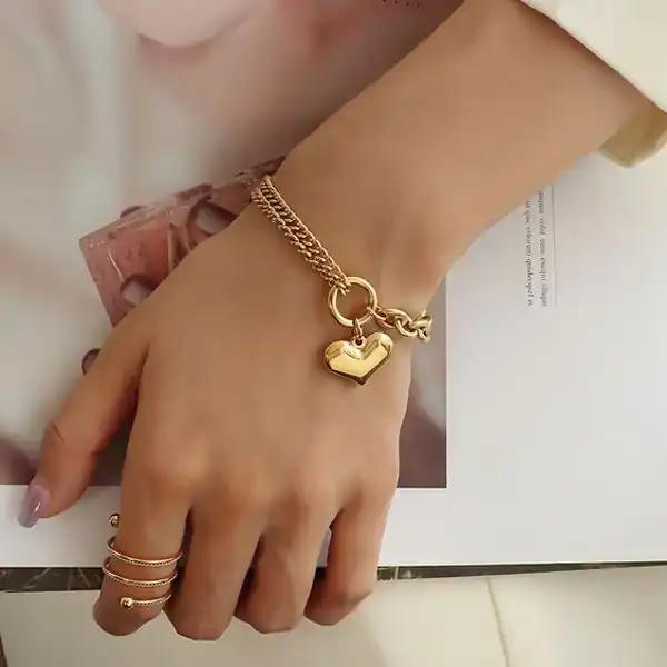 مدل دستبند خاص + جدیدترین مدل های دستبند خاص و لاکچری که جلوه شیک و خیره کننده ای به دستان شما می دهد