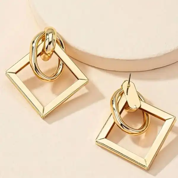 مدل گوشواره اسپرت طلا + شیک ترین مدل های گوشواره طلا ترند و اسپرت برای استفاده در هر موقعیت و مناسبتی