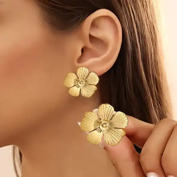 مدل گوشواره اسپرت طلا + شیک ترین مدل های گوشواره طلا ترند و اسپرت برای استفاده در هر موقعیت و مناسبتی