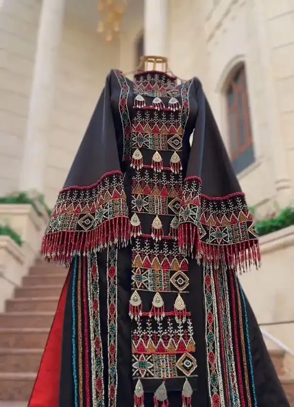 مدل حجاب موره دوزی جدید + شیک ترین مدل های حجاب موره دوزی جدید و لاکچری برای خانم های باحجاب خوش سلیقه