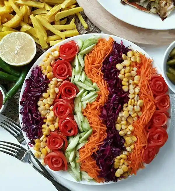 مدل سالاد برای مهمونی + جذاب ترین مدل های سالاد کاهو و کلم لذیذ و لاکچری برای مهمونی
