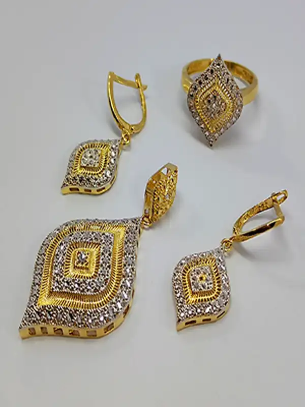 مدل سرویس طلا اوا + جذاب ترین مدل سرویس طلا اوا برای درخشش بی نظیر و استثنائی هنگام استفاده