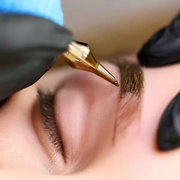 مدل تاتو ابرو + جدیدترین تکنیک های تاتو ابرو طبیعی و شیک برای دخترهای جوان نچرال پسند