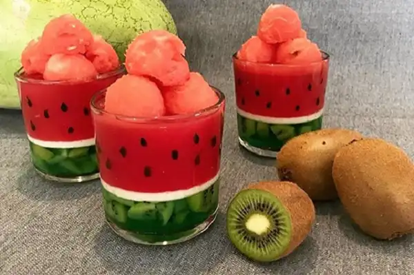 مدل ژله لیوانی + خوشمزه ترین و جذاب ترین مدل ژله لیوانی برای مهمانی و تولد