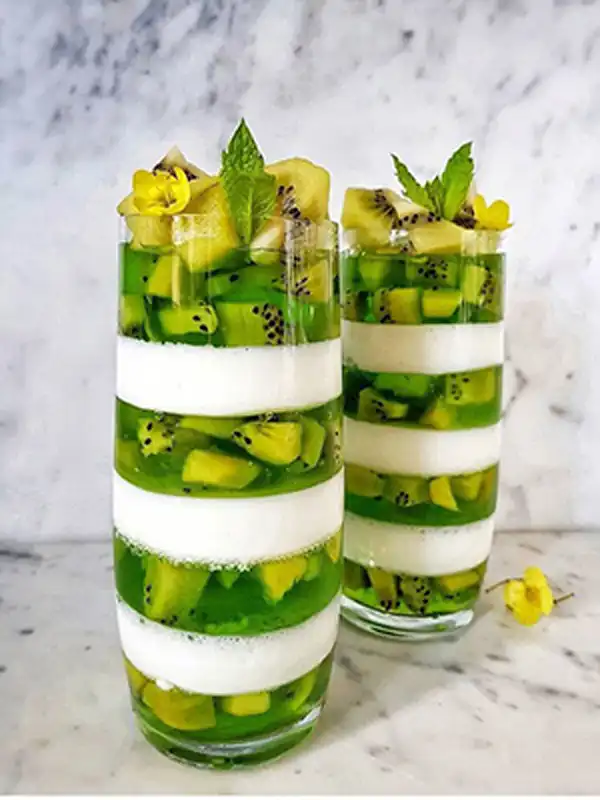 مدل ژله لیوانی + خوشمزه ترین و جذاب ترین مدل ژله لیوانی برای مهمانی و تولد