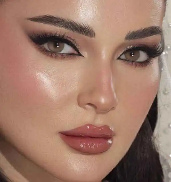 مدل آرایش صورت ساده + زیباترین و ملایم ترین سبک ها برای استایل روزمره و طبیعی 