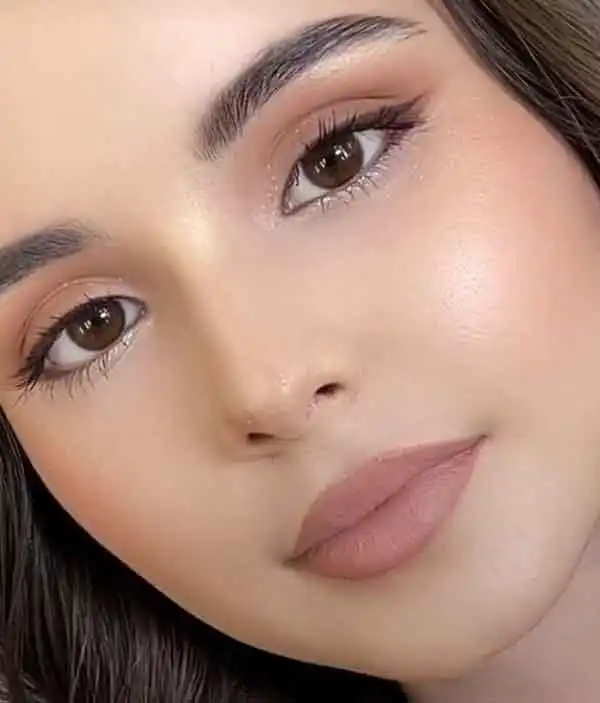 مدل آرایش صورت ساده + زیباترین و ملایم ترین سبک ها برای استایل روزمره و طبیعی 