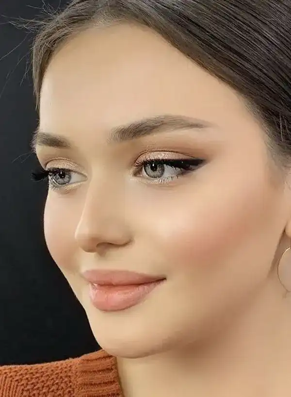 مدل آرایش صورت ساده + زیباترین و ملایم ترین سبک ها برای استایل روزمره و طبیعی 