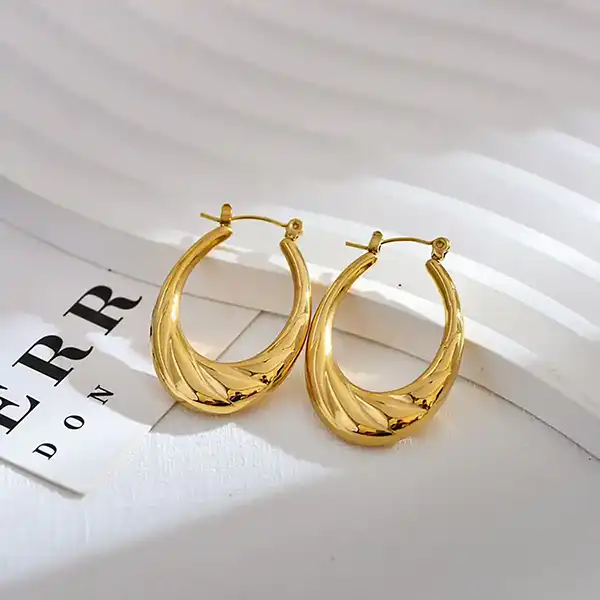 مدل گوشواره طلا + مدل گوشواره طلا استایلت رو لوکس تر و جذاب تر نشون میده