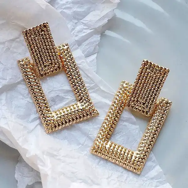 مدل گوشواره طلا + مدل گوشواره طلا استایلت رو لوکس تر و جذاب تر نشون میده
