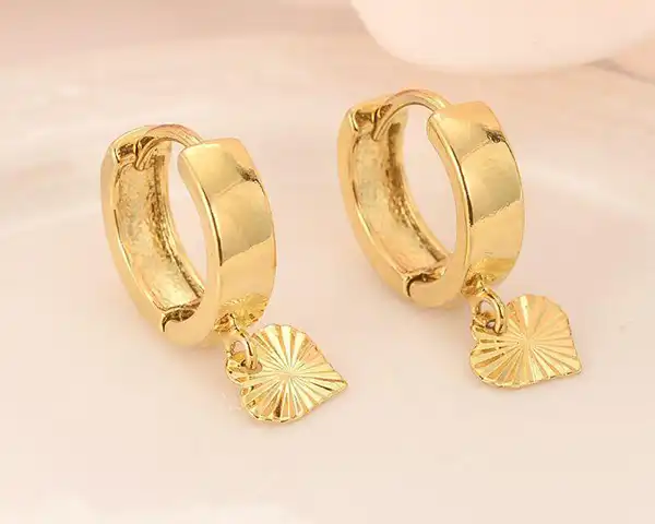 مدل گوشواره طلا + مدل گوشواره طلا استایلت رو لوکس تر و جذاب تر نشون میده