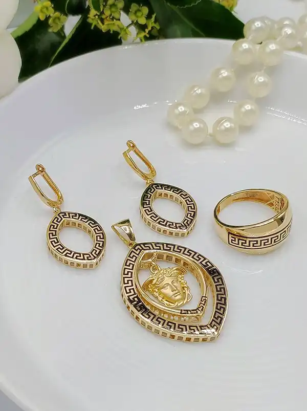 مدل نیم ست ورساچه طلا + جدید ترین و لوکس ترین طرح ها برای استایل خاص و شیک