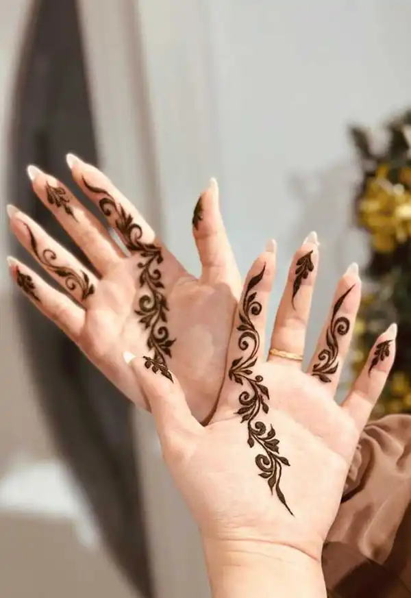 مدل حنا کف دست + جدیدترین و شیک‌ترین مدل‌های حنا کف دست برای عروس و مهمانی