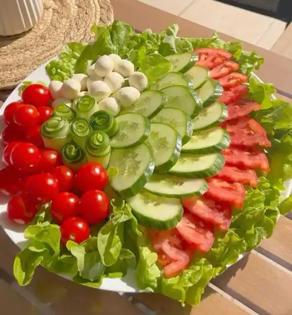 مدل سالاد ساده + زیباترین ایده طرز تهیه سالاد ساده و خوشمزه با مواد اولیه در دسترس