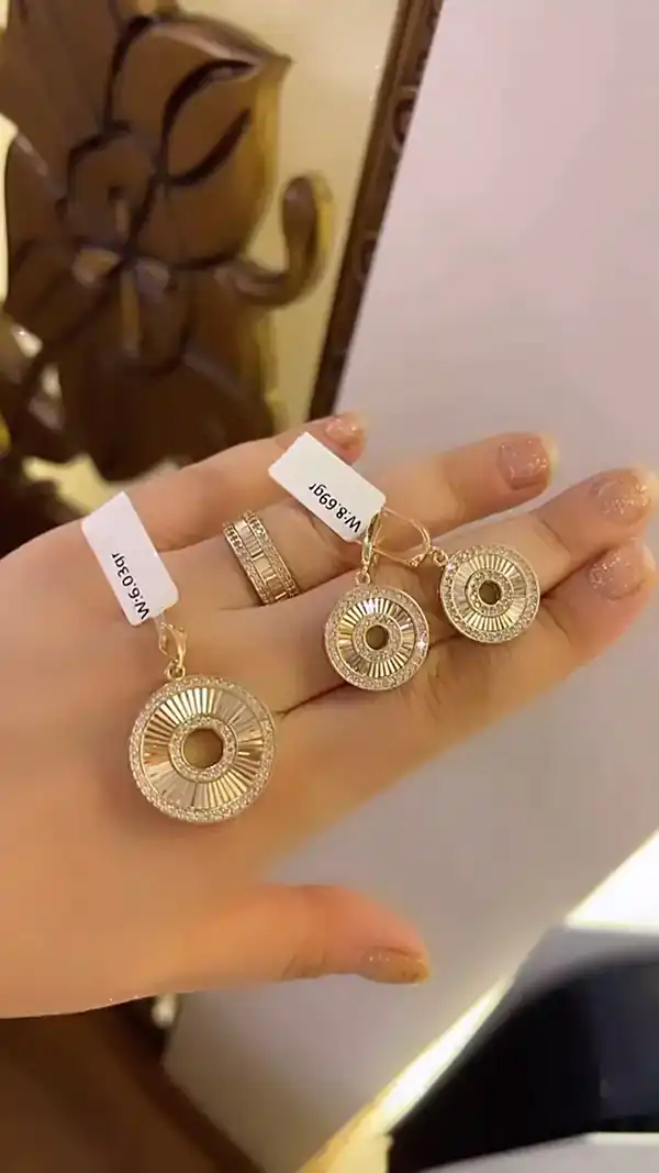 مدل نیم ست + جدیدترین مدل های نیم ست طلا بسیار شیک و لاکچری و امروزی