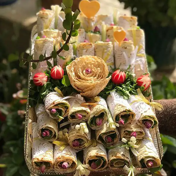 تزیین نون و پنیر و سبزی برای روضه + بهترین ایده ها برای تزیین نون و پنیر و سبزی