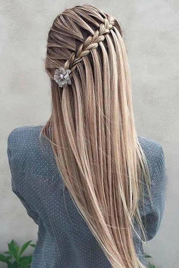 مدل شینیون باز دخترانه برای عروسی + زیباترین مدل های شینیون باز دخترانه برای مراسم