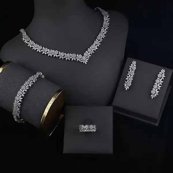 جدیدترین مدل سرویس طلا عروس + شیک ترین و جدیدترین مدل سرویس طلا عروس ترند سال